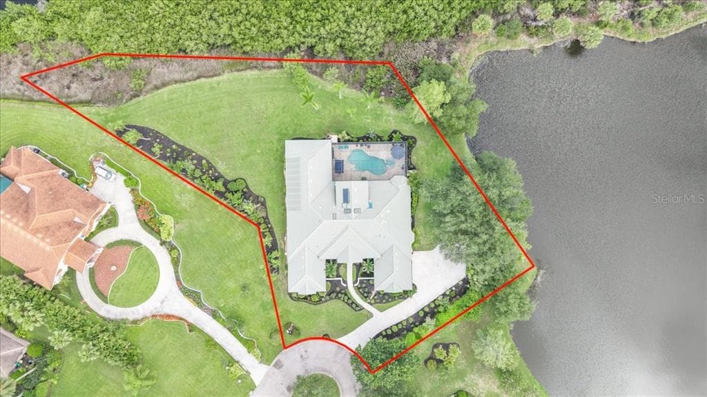 3001 RIVERSHORE LANE photo 3