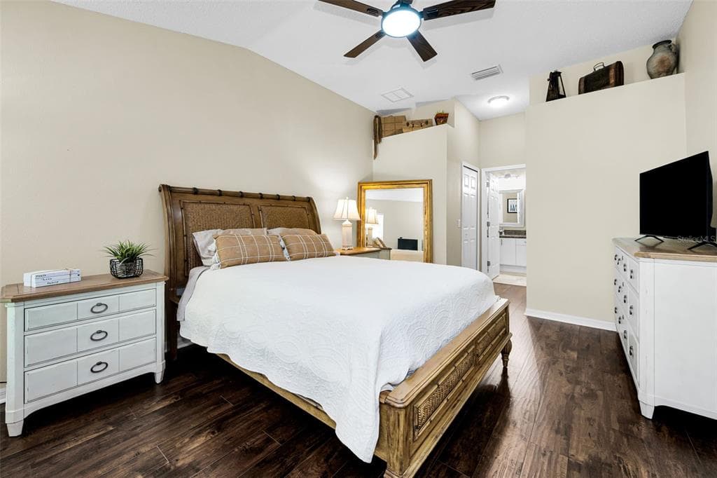1553 ARLINGTON OAKS COURT photo 25