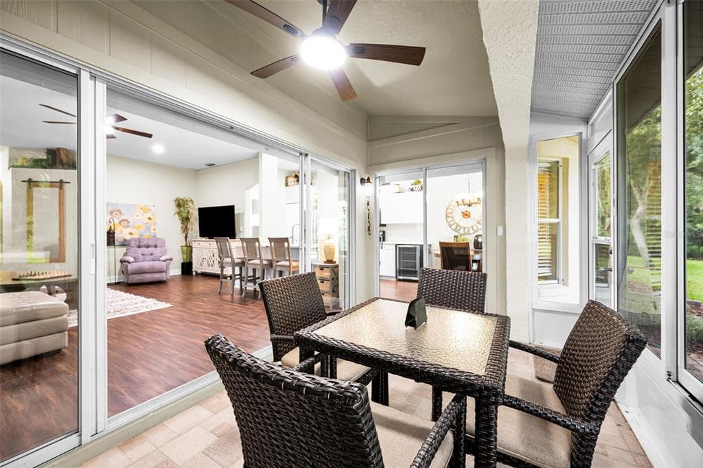 1553 ARLINGTON OAKS COURT photo 21