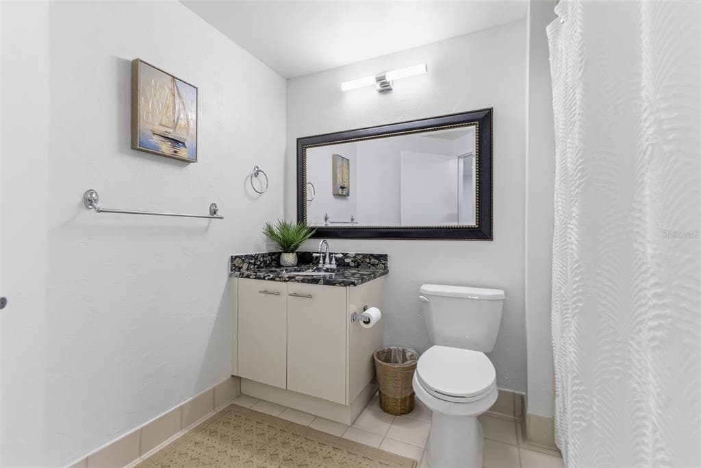 1540 GULF BOULEVARD 1004 photo 20