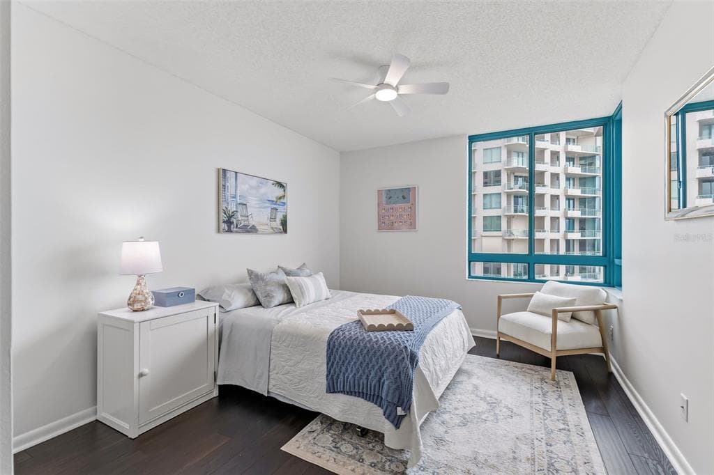 1540 GULF BOULEVARD 1004 photo 18