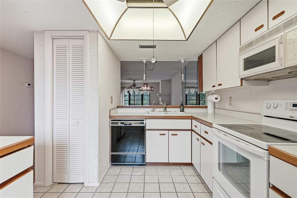 205 MARTHA LANE 205 photo 13