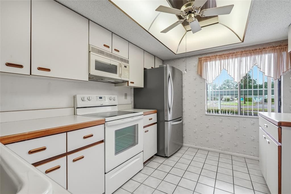 205 MARTHA LANE 205 photo 15
