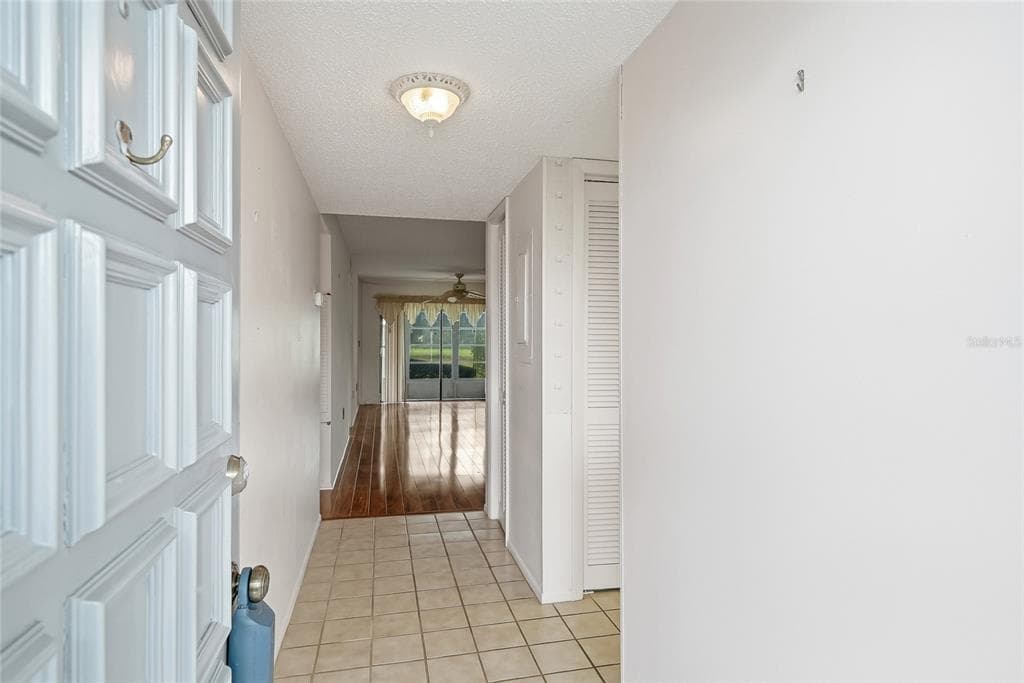 205 MARTHA LANE 205 photo 4