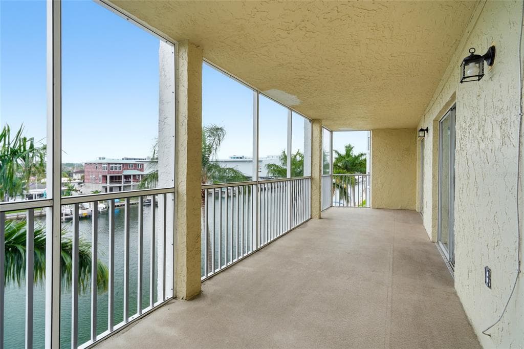 4900 38TH WAY S 404 photo 20