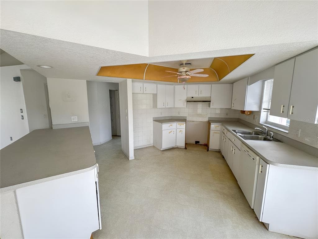 5431 S CRANBERRY BOULEVARD photo 3