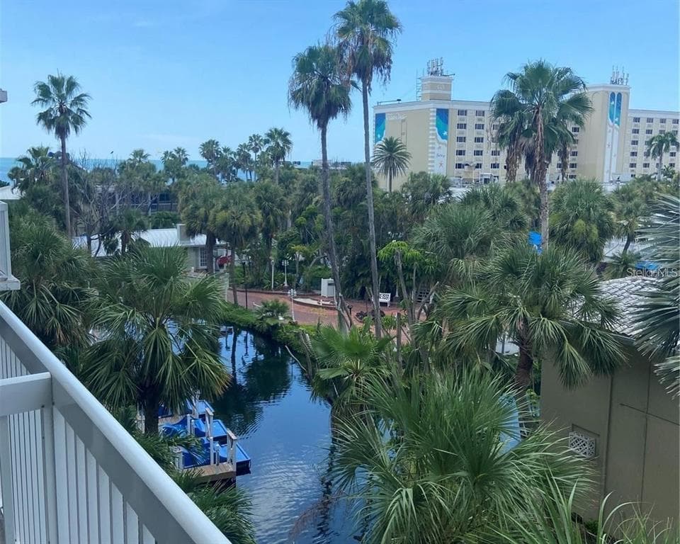 5500 GULF BOULEVARD 4256 photo 6