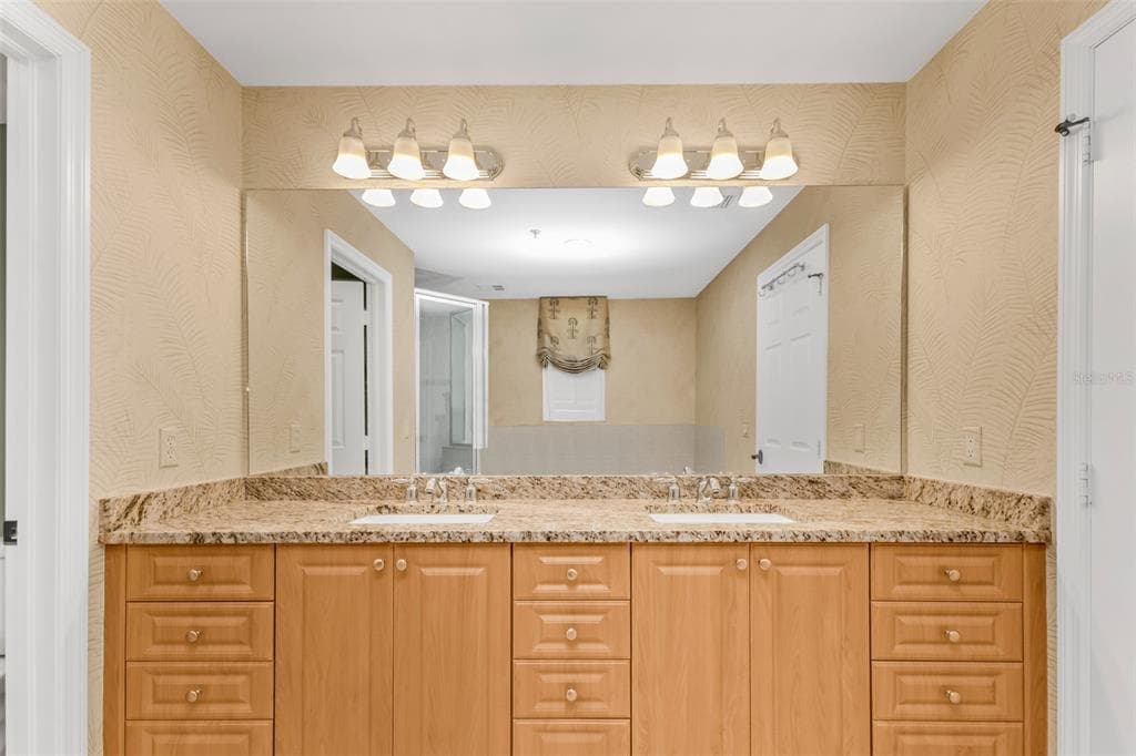 3340 WOOD THRUSH DRIVE 241 photo 16