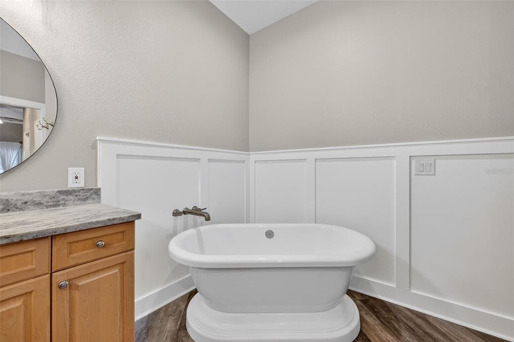 205 BRIGHTWATER DRIVE 202 photo 23