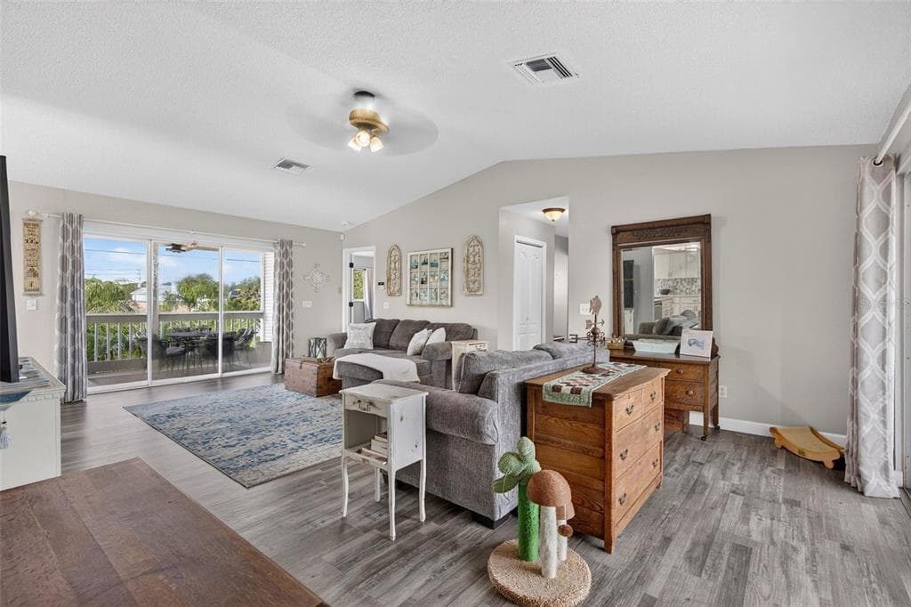 7611 MAKO DRIVE photo 20
