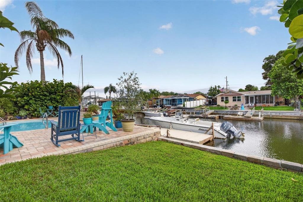7611 MAKO DRIVE photo 9