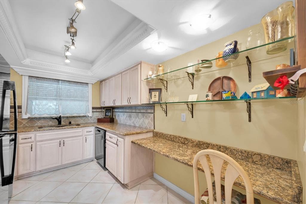 6363 GULF WINDS DRIVE 233 photo 13
