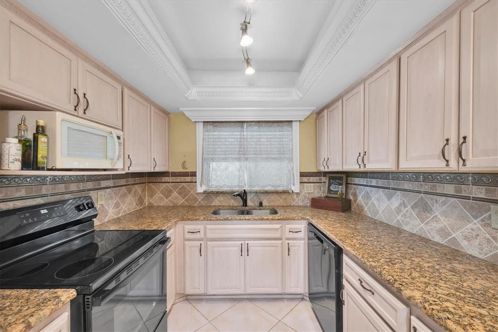 6363 GULF WINDS DRIVE 233 photo 16