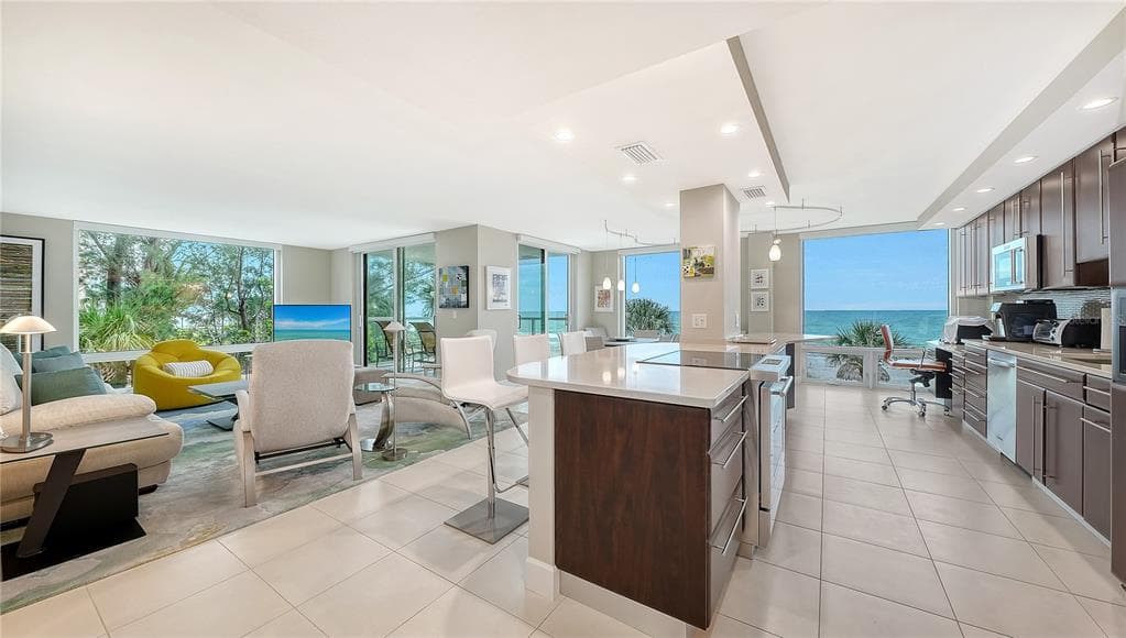 2425 GULF OF MEXICO DRIVE 3A photo 4