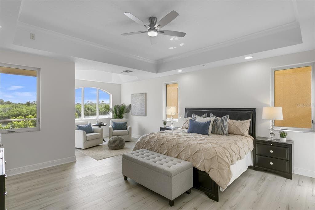 43 BAYVIEW COURT S A photo 21