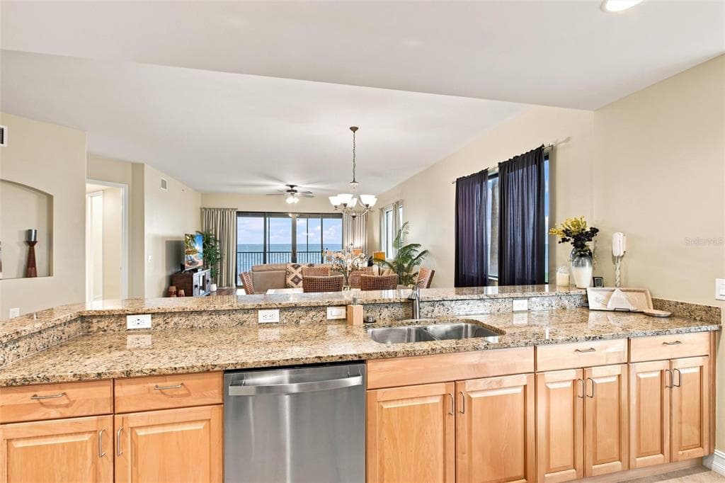 87 VIVANTE BOULEVARD 206 photo 14