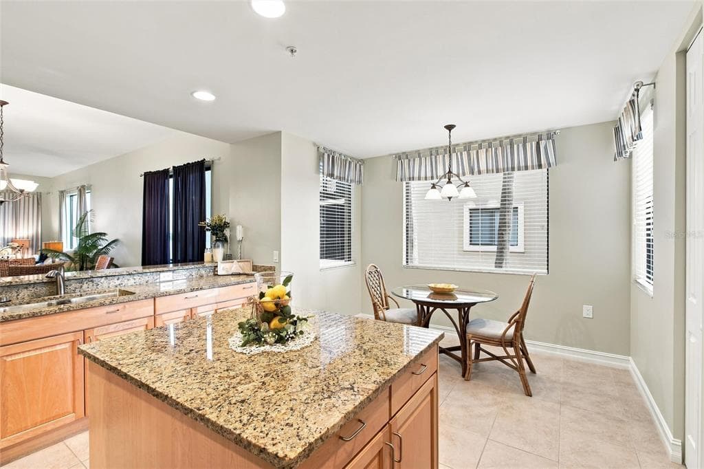 87 VIVANTE BOULEVARD 206 photo 11