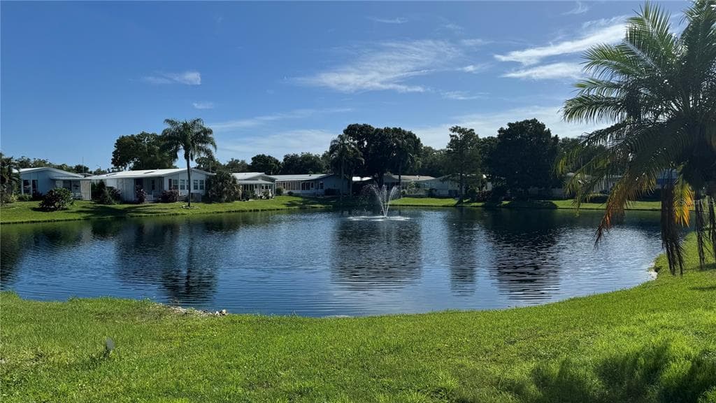 1001 STARKEY ROAD 723 photo 2