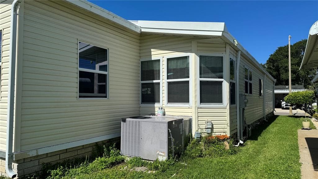 1001 STARKEY ROAD 723 photo 22