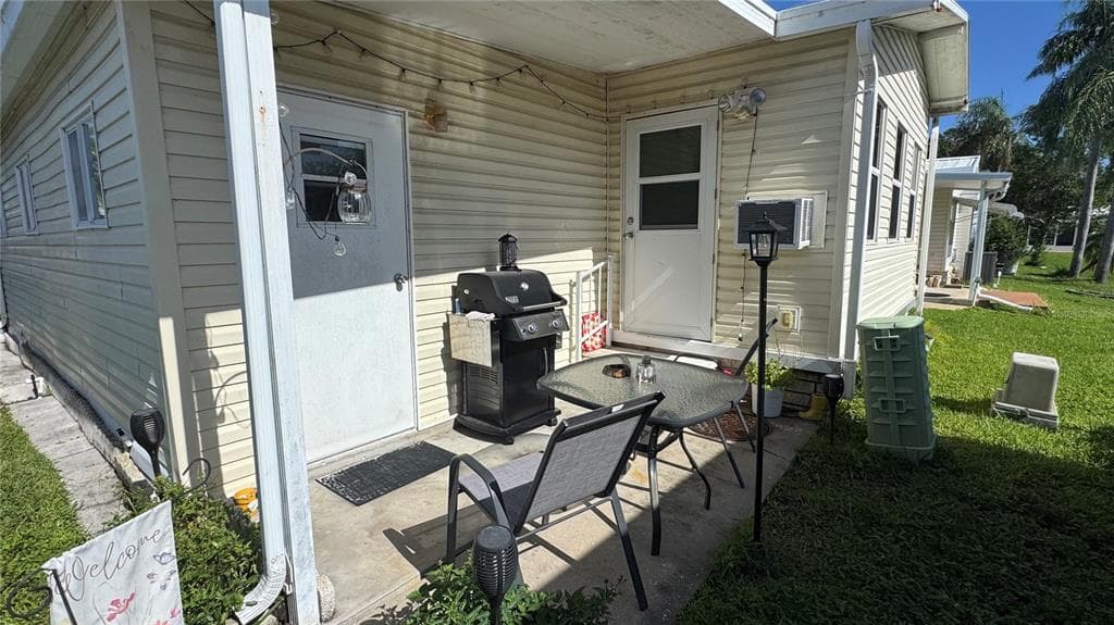 1001 STARKEY ROAD 723 photo 20