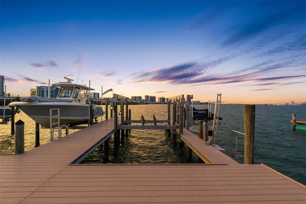 160 MARINA DEL REY COURT photo 13