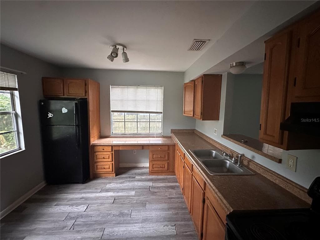1753 E MULBERRY DRIVE photo 8