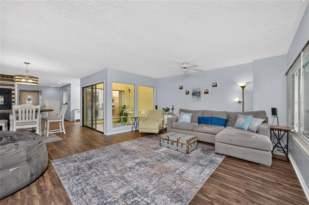 25188 MARION AVENUE 1033 photo 16