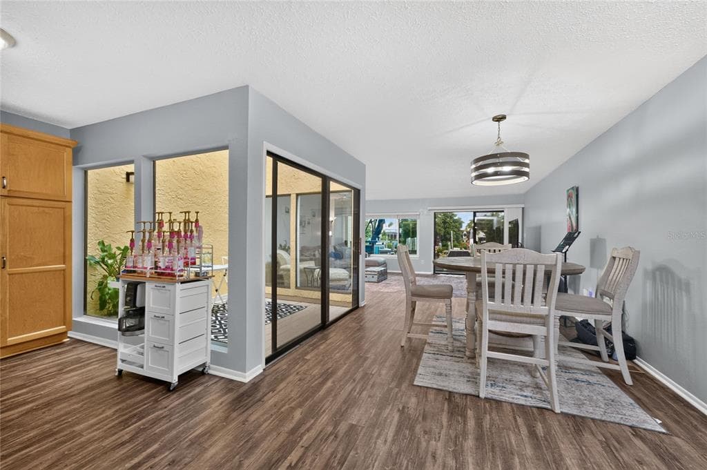 25188 MARION AVENUE 1033 photo 10