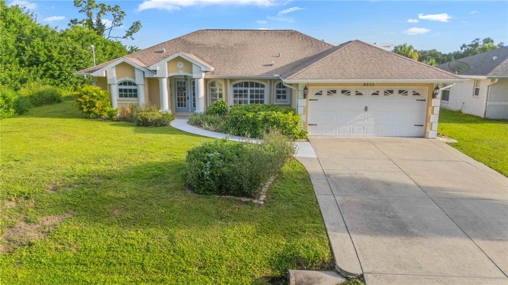 4875 HANSARD AVENUE photo 1