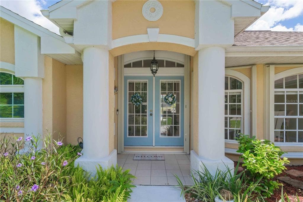 4875 HANSARD AVENUE photo 9