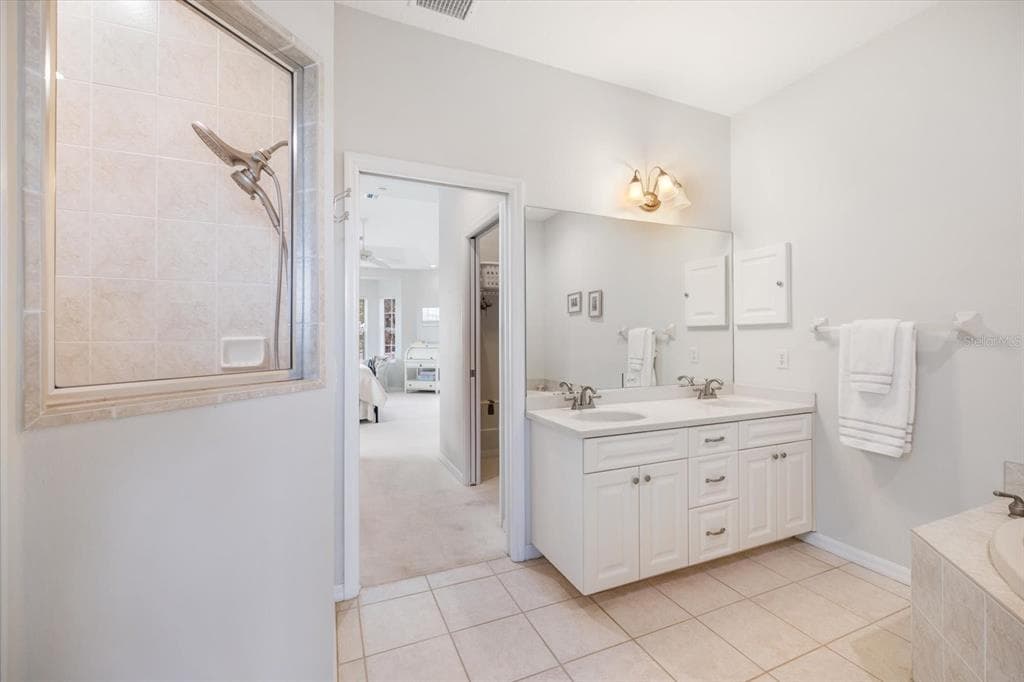 9181 LAKE DRIVE photo 23