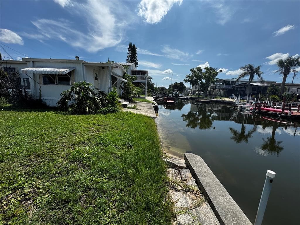 6810 GULL LANE photo 4