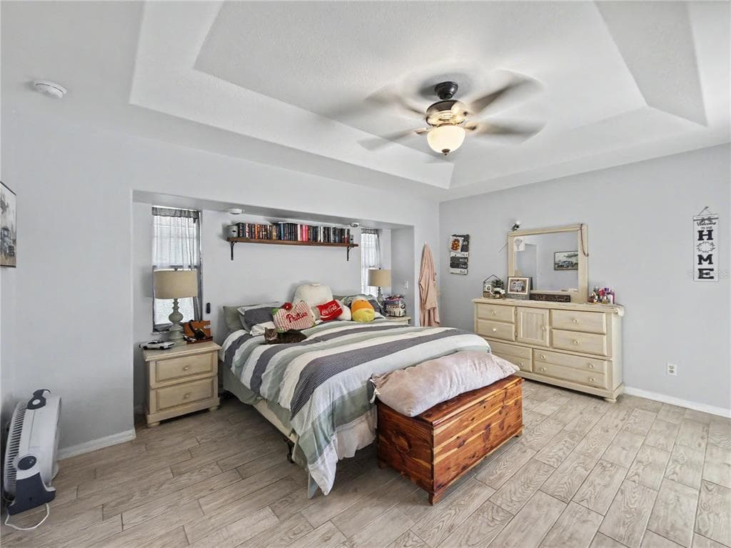 2928 ABBOTSFORD STREET photo 13