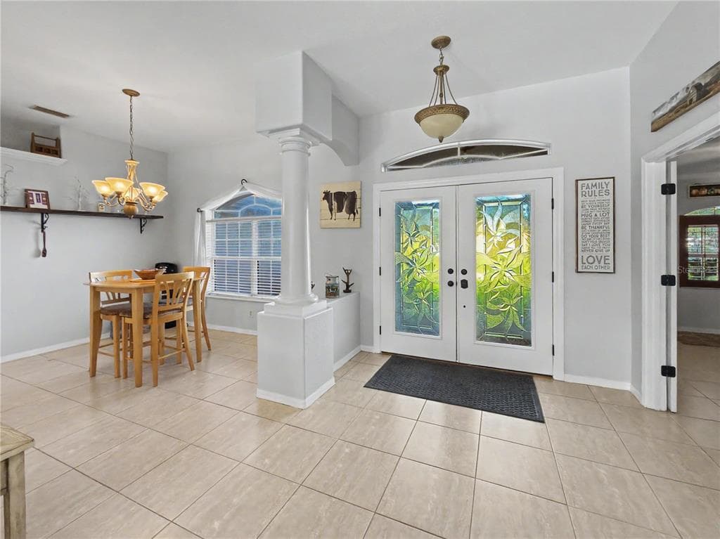 2928 ABBOTSFORD STREET photo 4