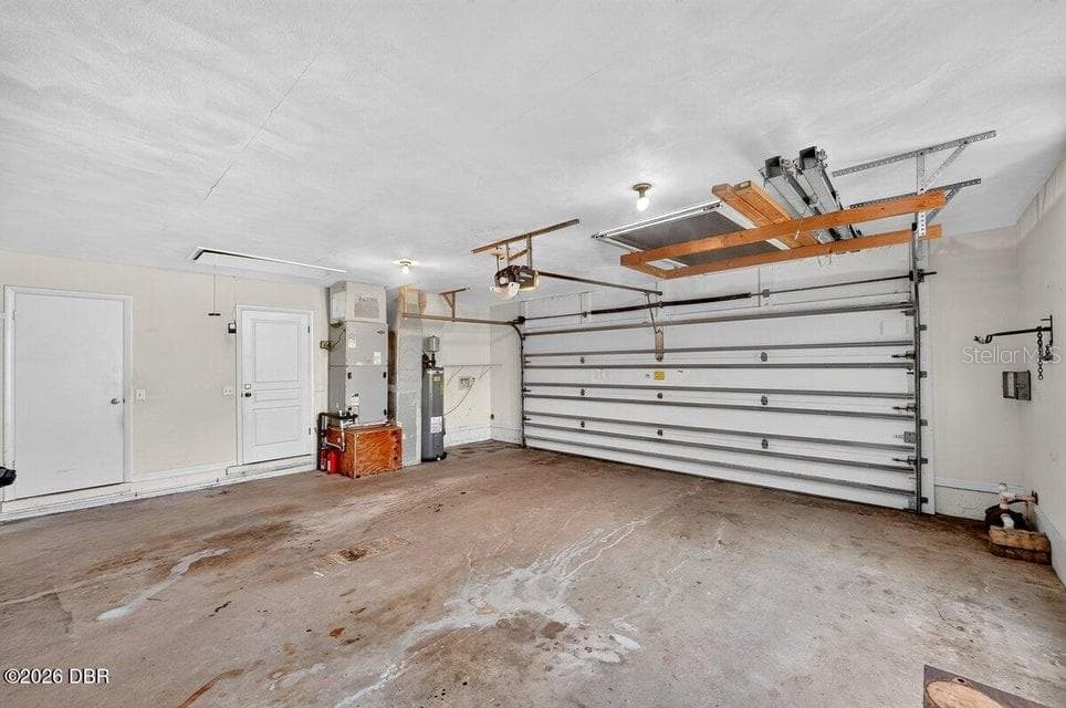 448 RIVERSIDE DRIVE photo 25