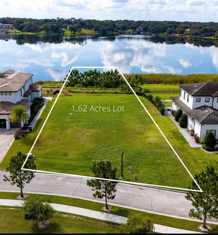 1330 LAKE OLIVIA photo 9