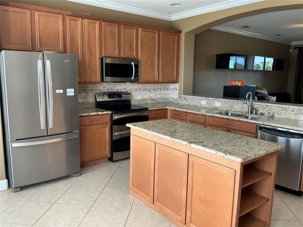 7059 ISLAMORADA CIRCLE photo 5