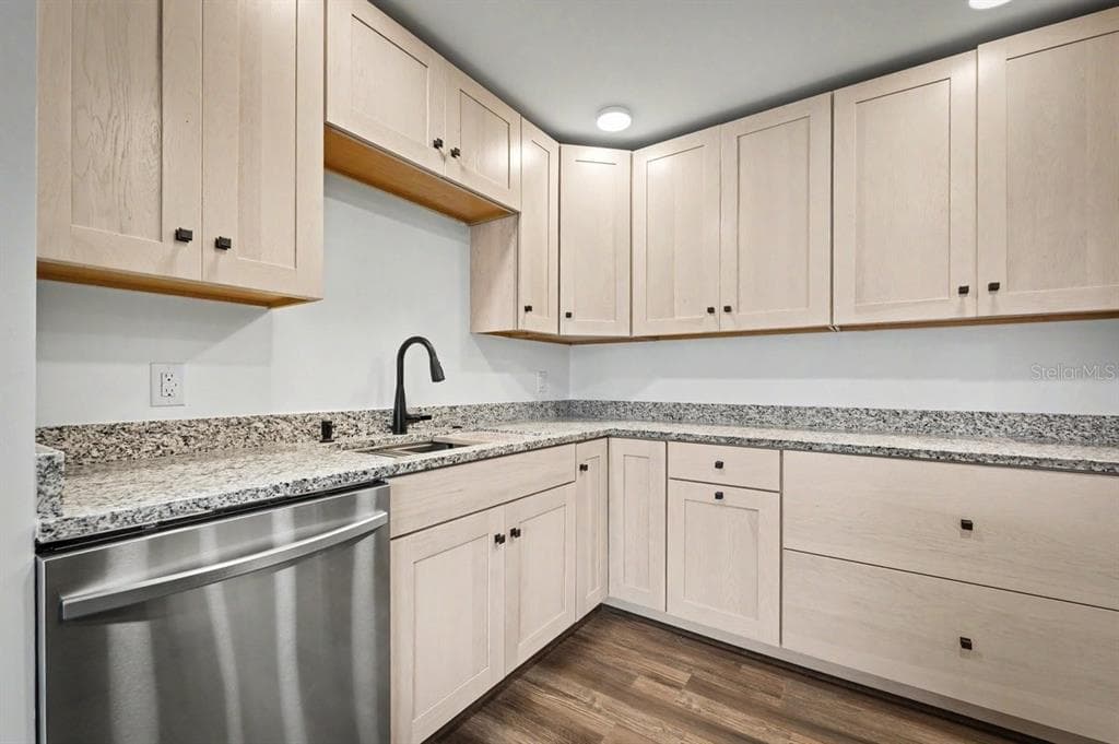 1224 S PENINSULA DRIVE 621 photo 16