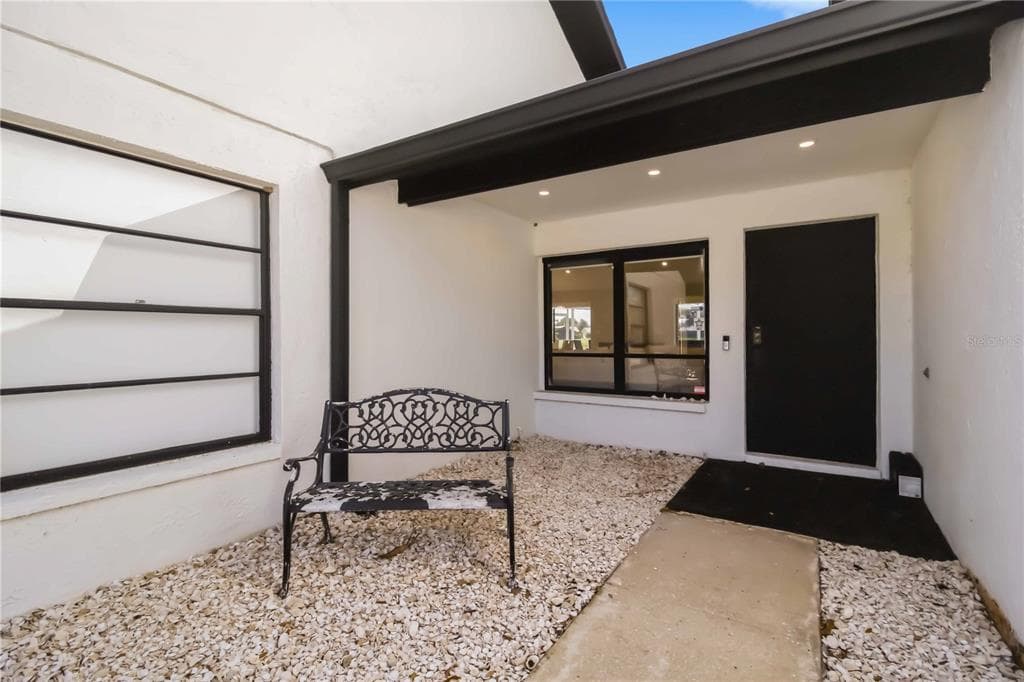 4134 EASTWOOD DRIVE photo 3