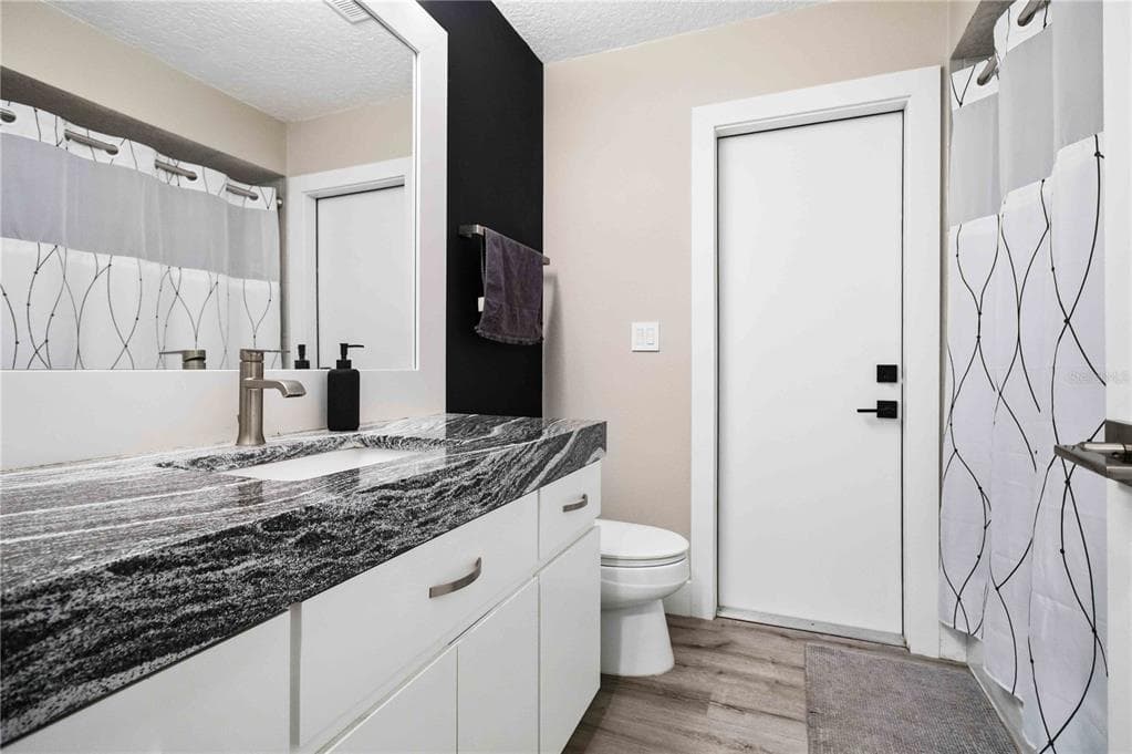 5833 CARRIAGE DRIVE photo 18