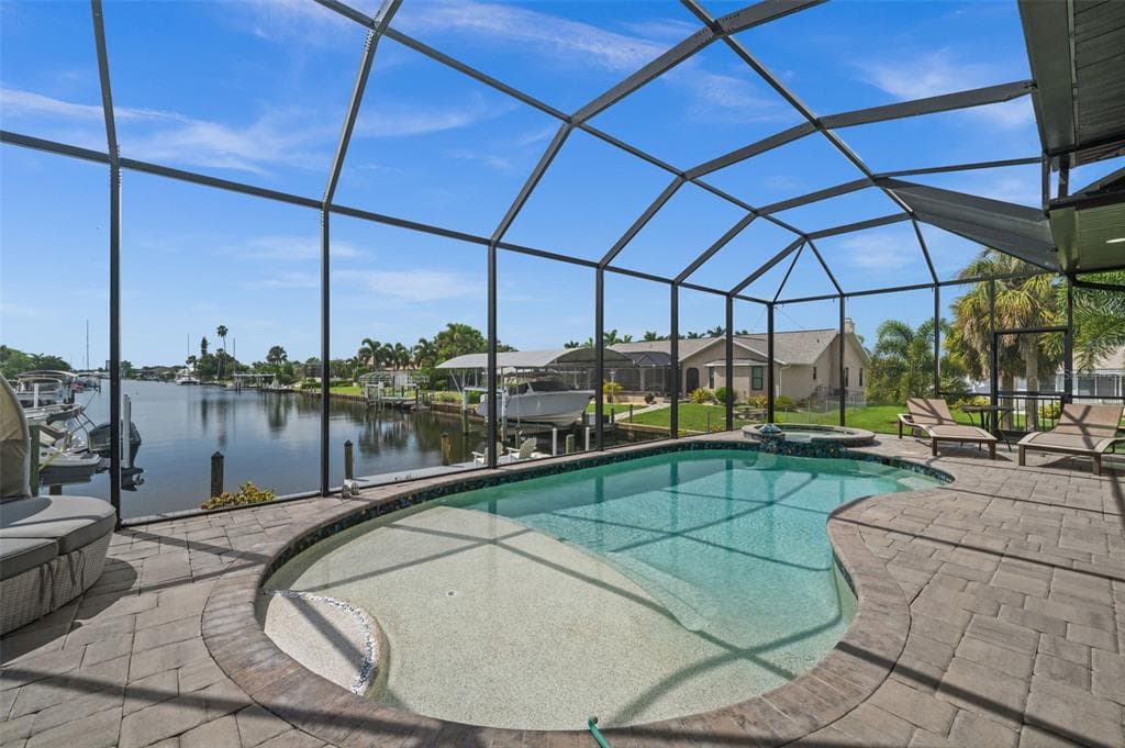 4286 HARBOR BOULEVARD photo 23