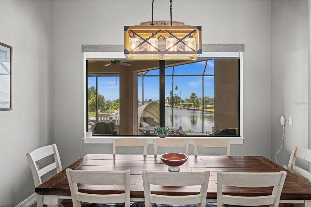 4286 HARBOR BOULEVARD photo 13