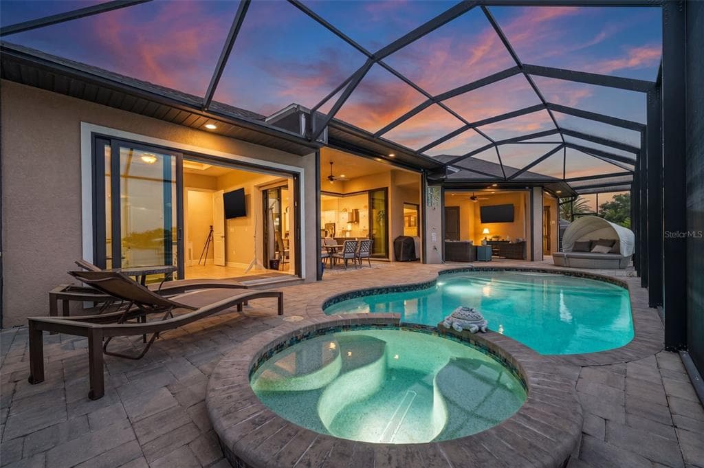 4286 HARBOR BOULEVARD photo 3