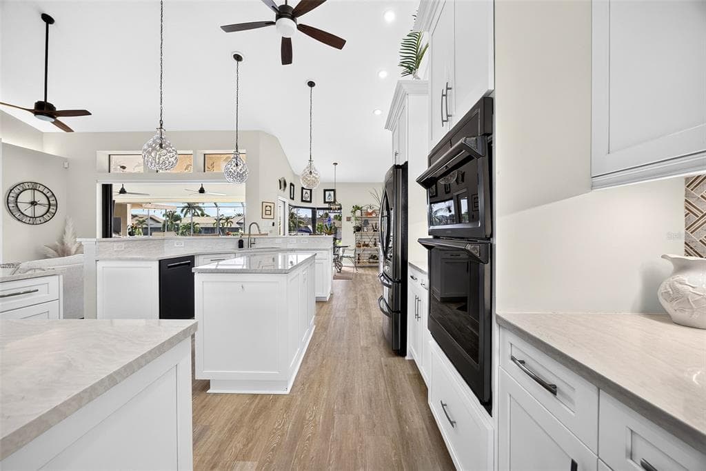 3811 SABA COURT photo 13