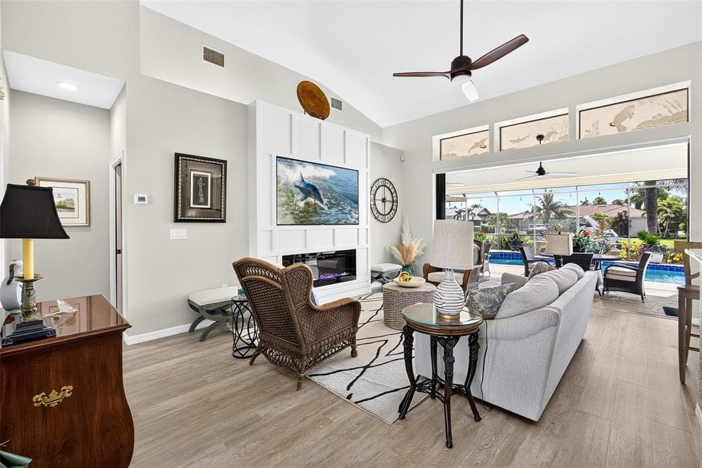 3811 SABA COURT photo 5