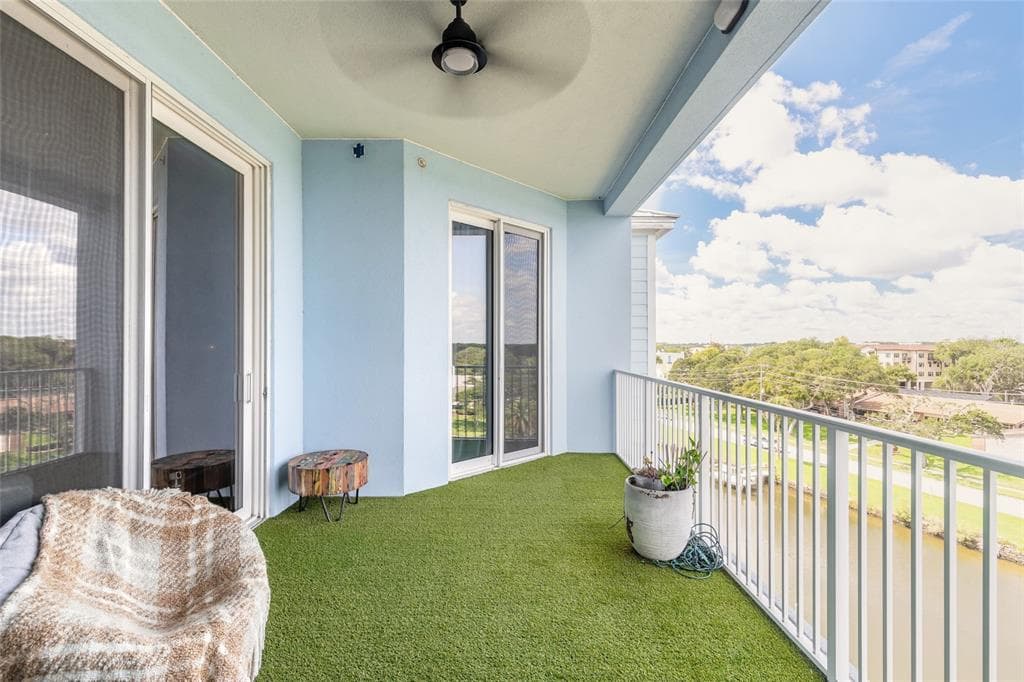 3 RIVERWALK DRIVE 602 photo 25