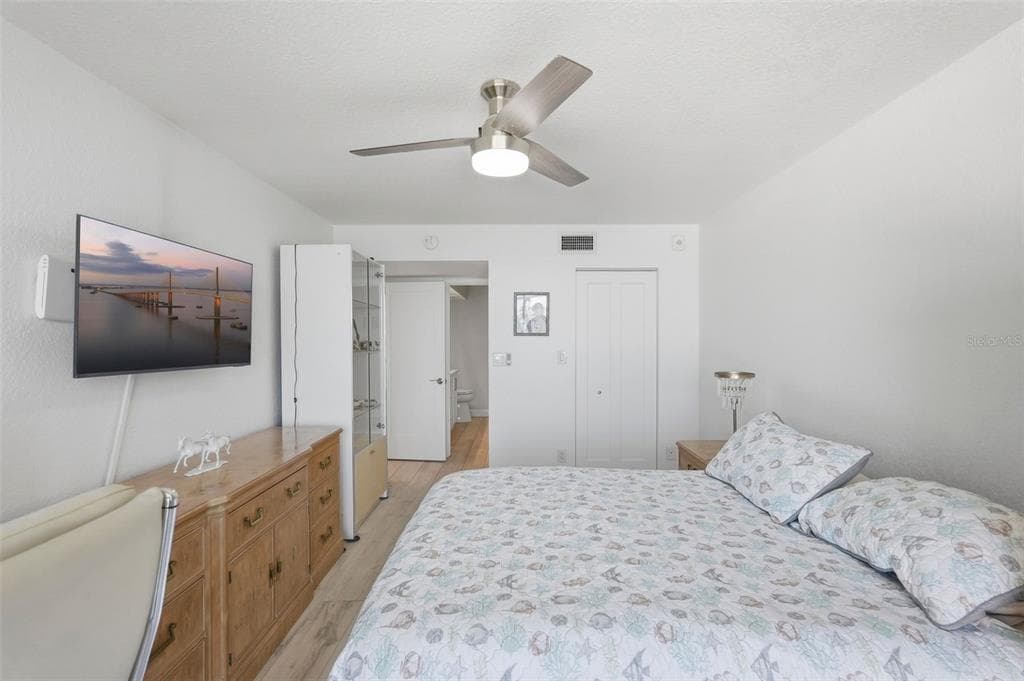6081 BAHIA DEL MAR CIRCLE 251 photo 15