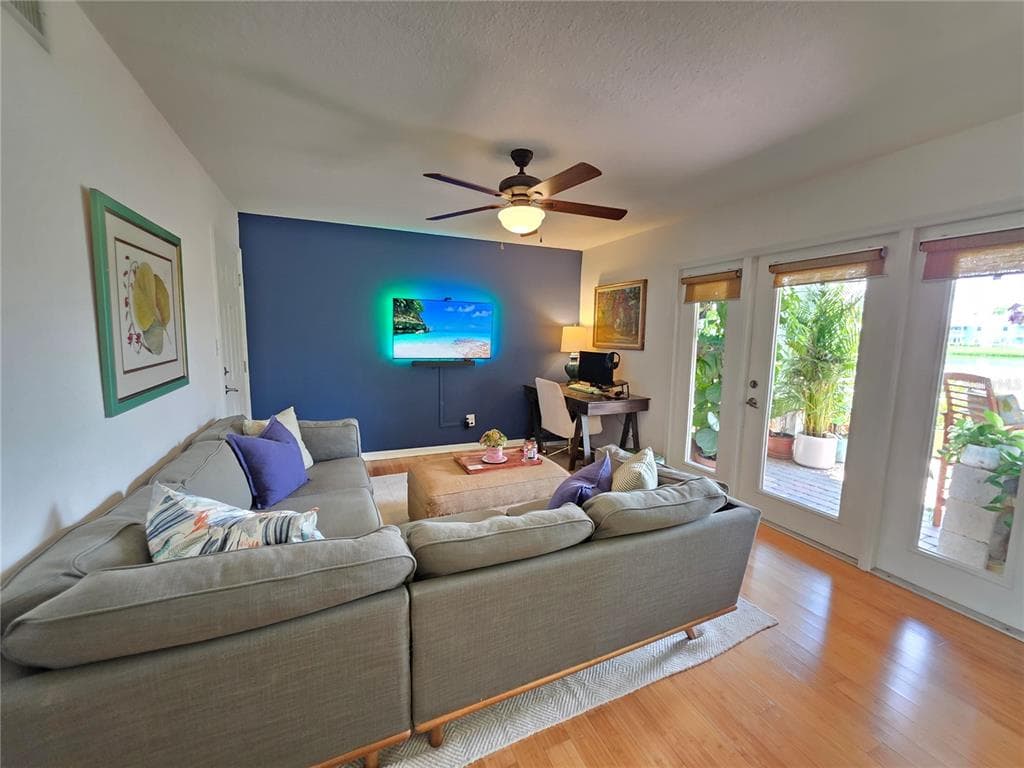 118 POMPANO DRIVE SE B photo 11