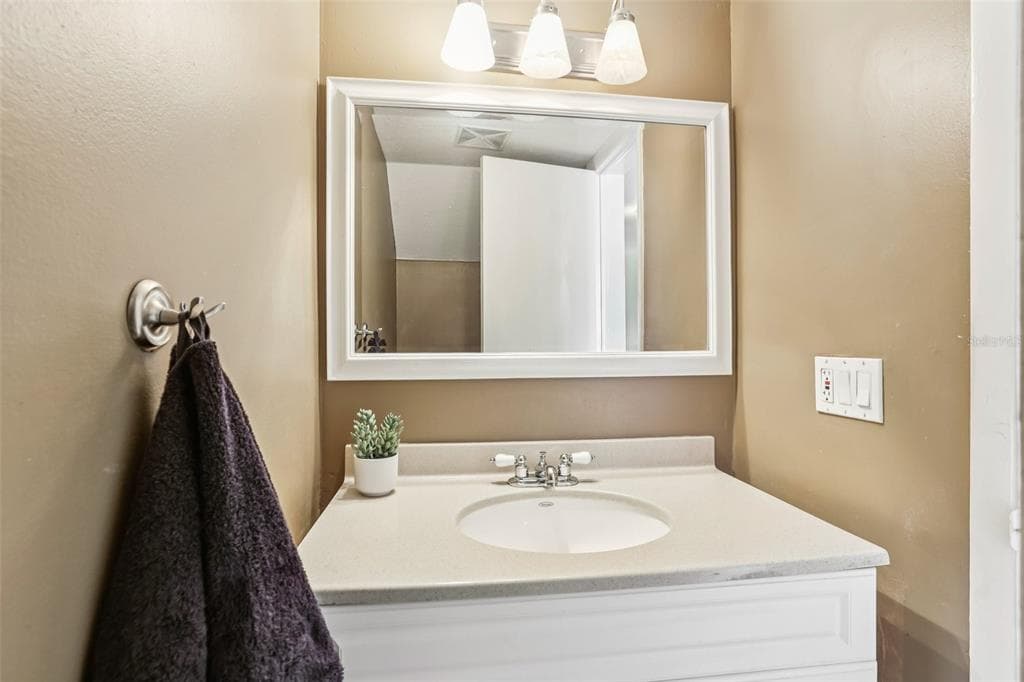 6325 NEWTOWN CIRCLE 25B2 photo 23