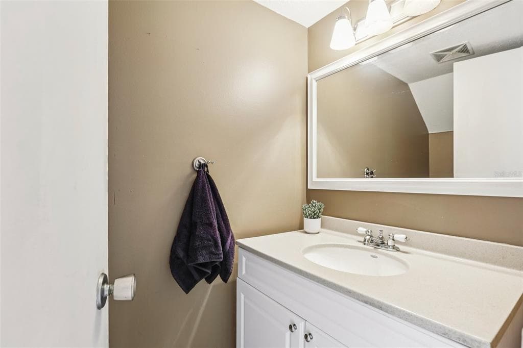 6325 NEWTOWN CIRCLE 25B2 photo 24